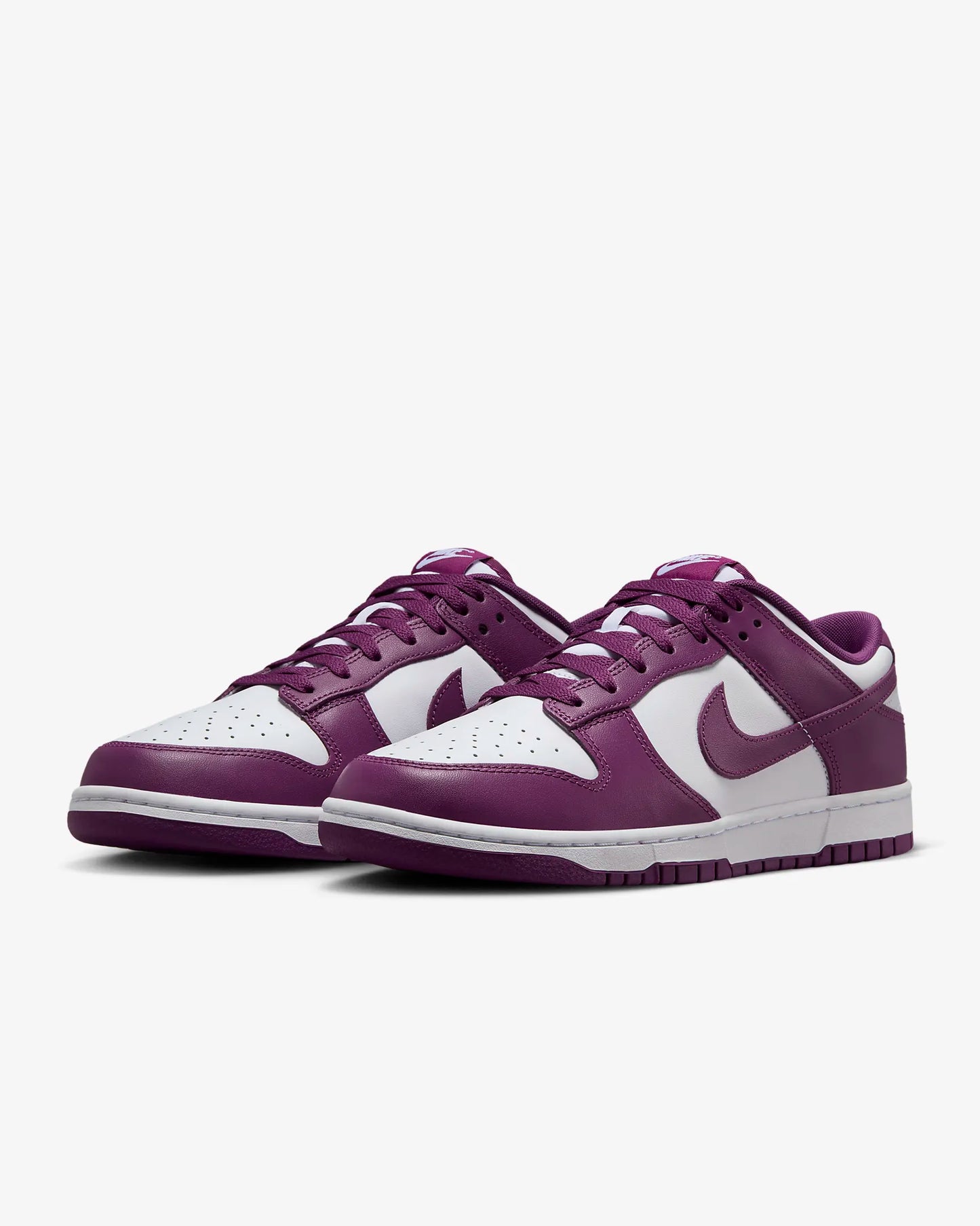 Nike Men's Dunk Purple/White Sneaker